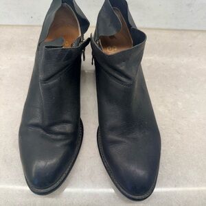 Seychelles Los Angeles. Black Leather Ankle Boots. Size 7
